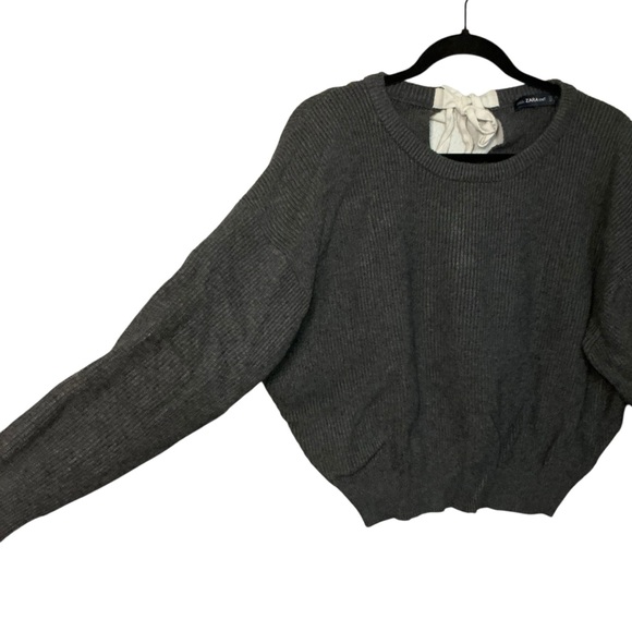 ZARA Knit Gray Ribbed Sweater Size Medium - Picture 2 of 6